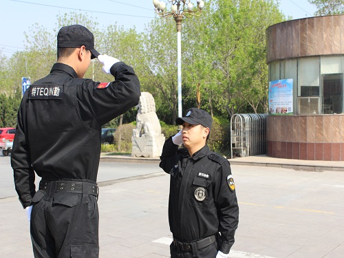 项目名称:执勤交接工作 项目性质: 详细介绍: 保安人员在换岗或交接班